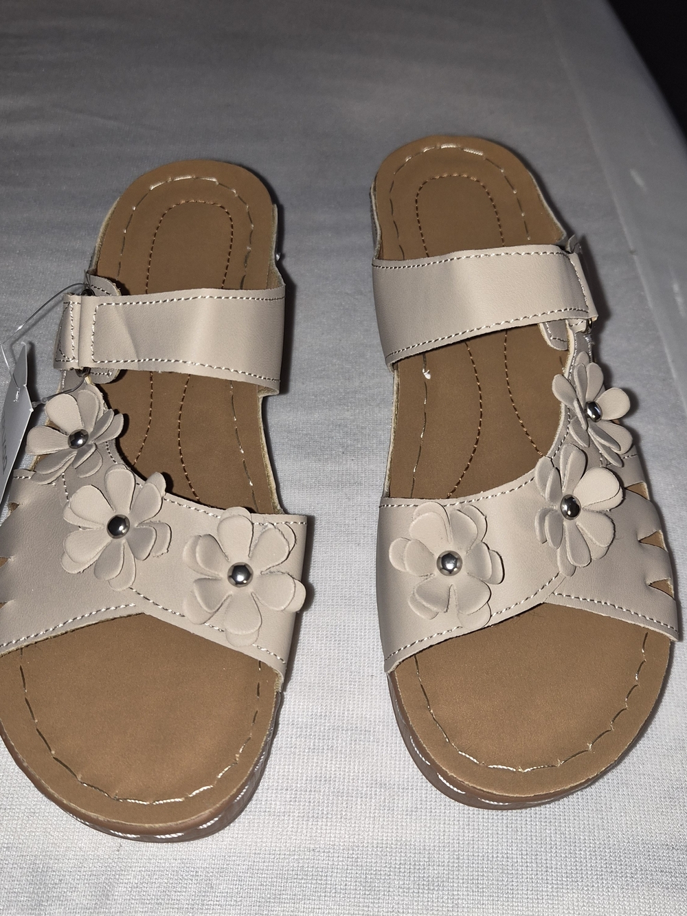ZPLXQQ Beige Floral Appliqué Comfort Wedge Sandals EU 38 US 7.5 Adjustable Strap